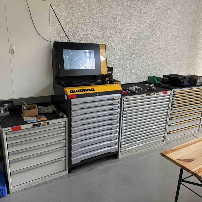 Werkzeugausgabesystem (spätere Freigabe) Gühring