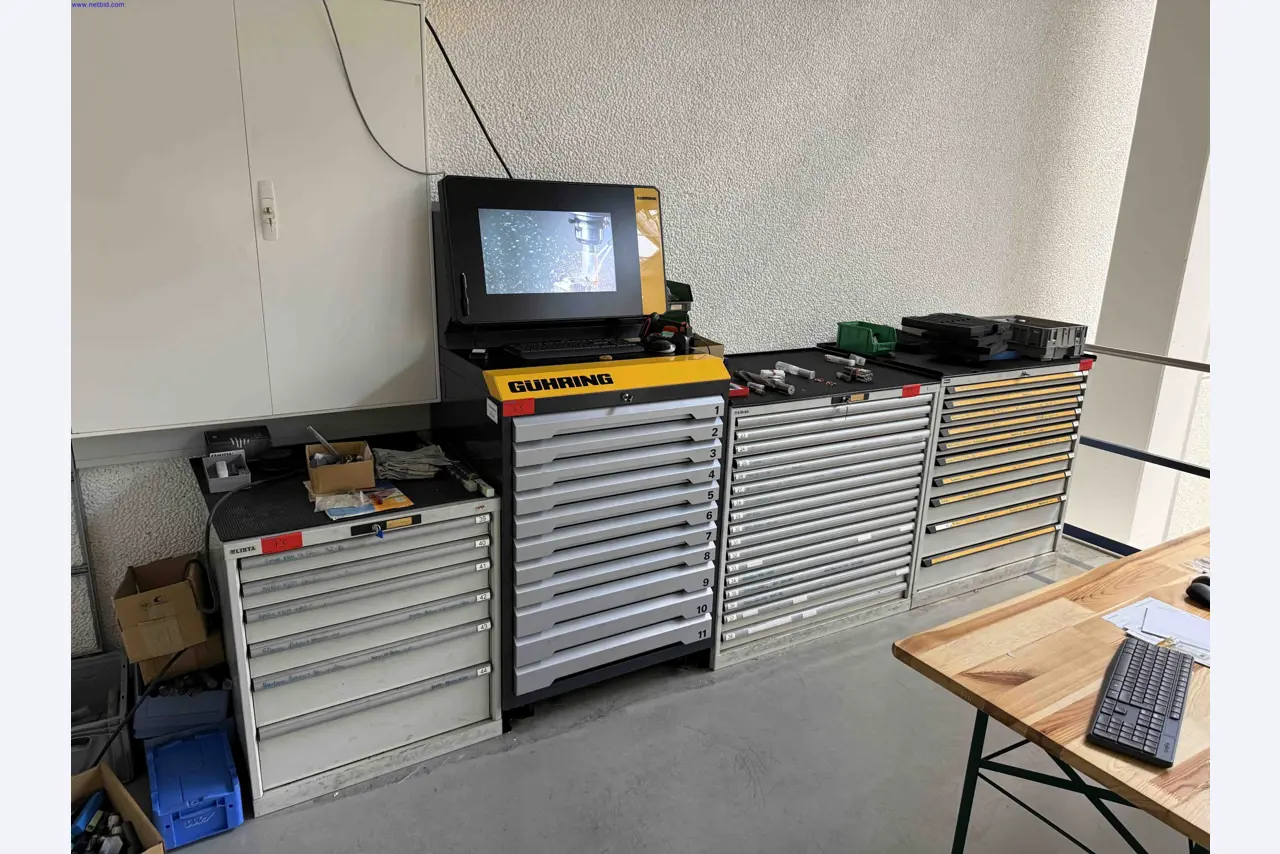 Machines for the production of precise metal components using CNC turning and CNC milling-1