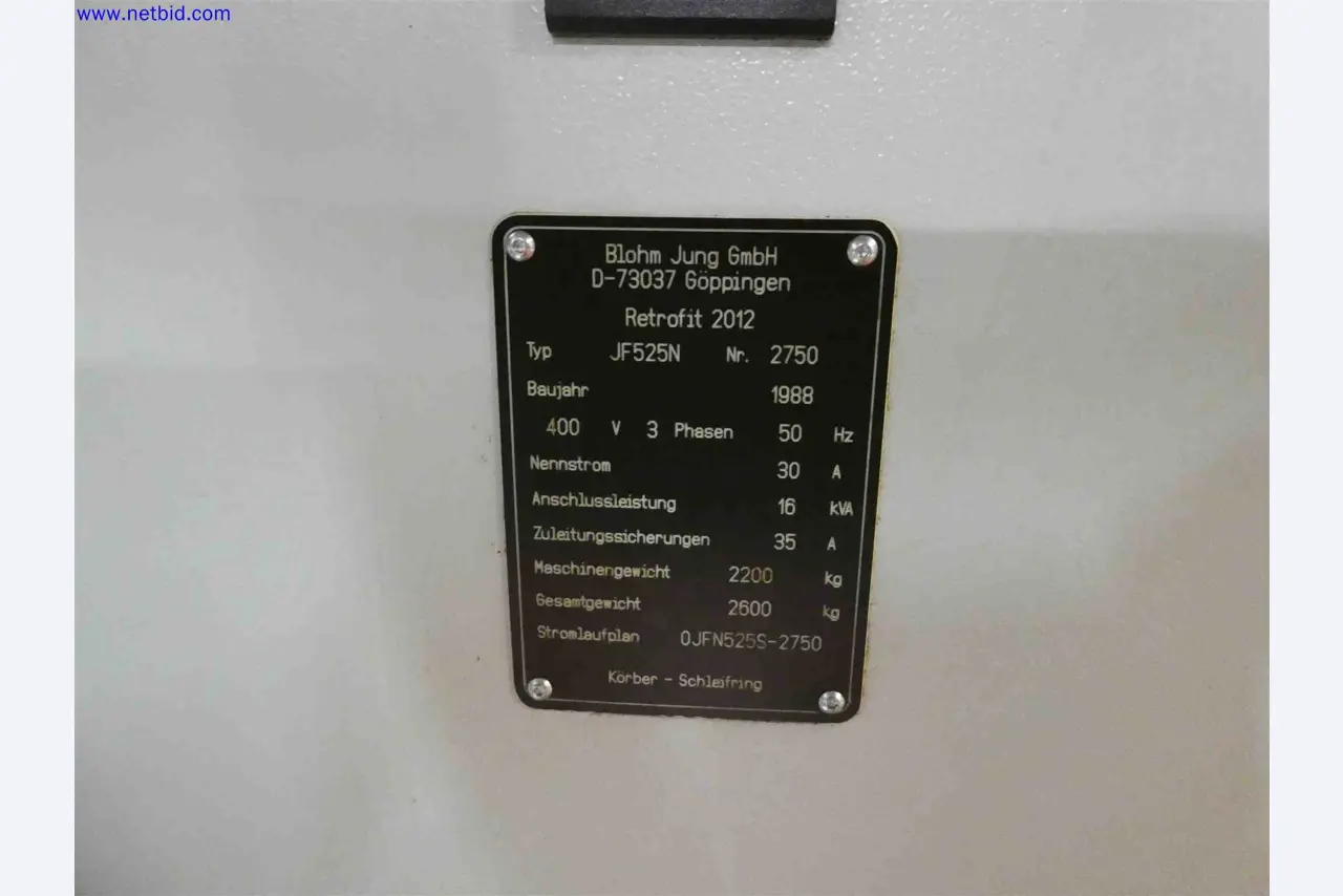 Machines for the production of precise metal components using CNC turning and CNC milling-10