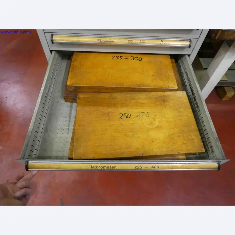 Machines for the production of precise metal components using CNC turning and CNC milling-13