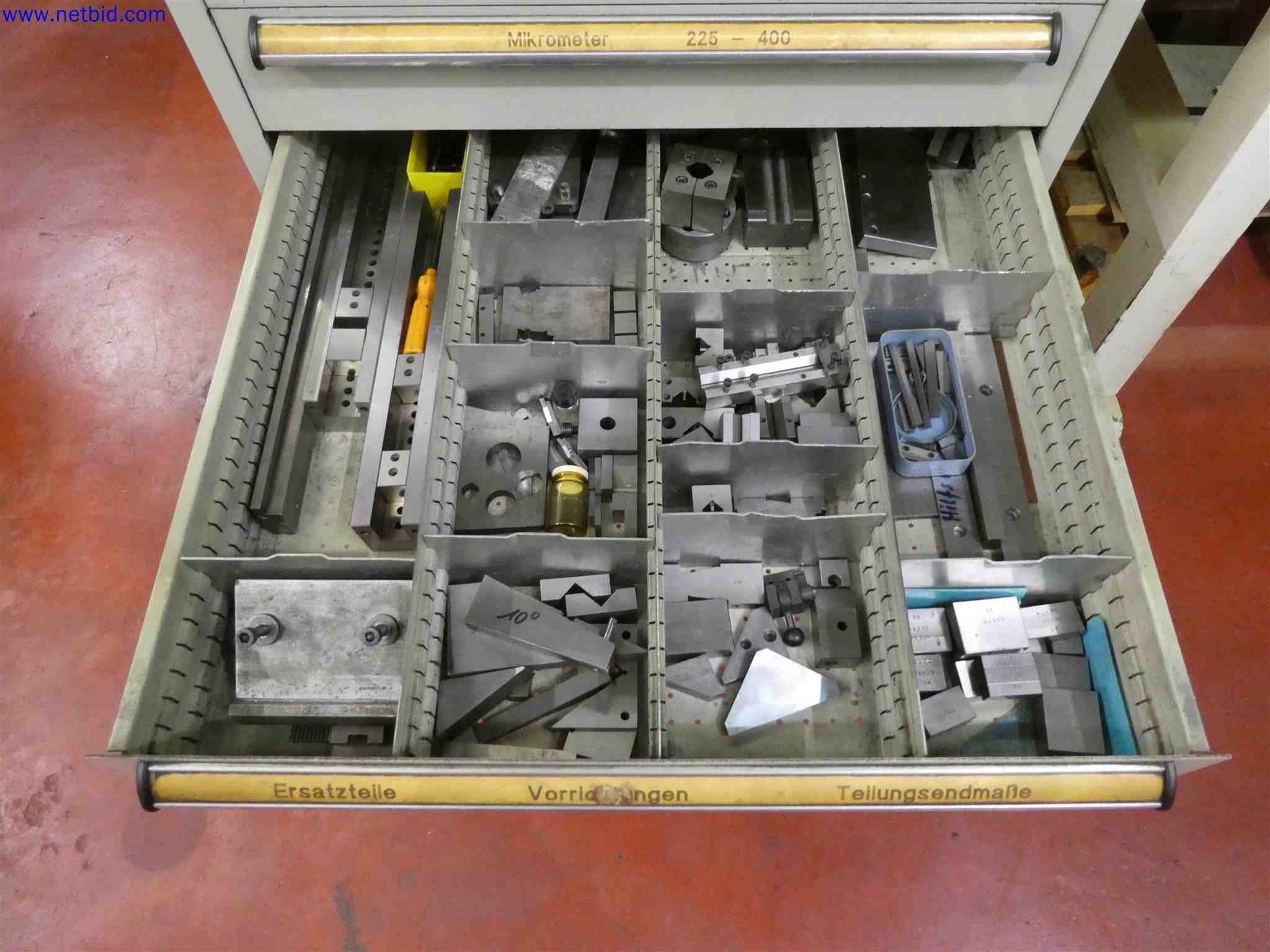 Machines for the production of precise metal components using CNC turning and CNC milling-14