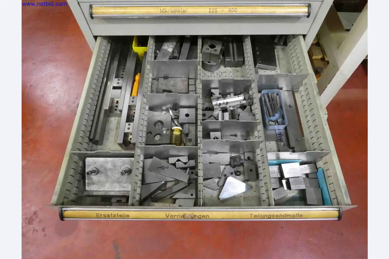 Machines for the production of precise metal components using CNC turning and CNC milling-14