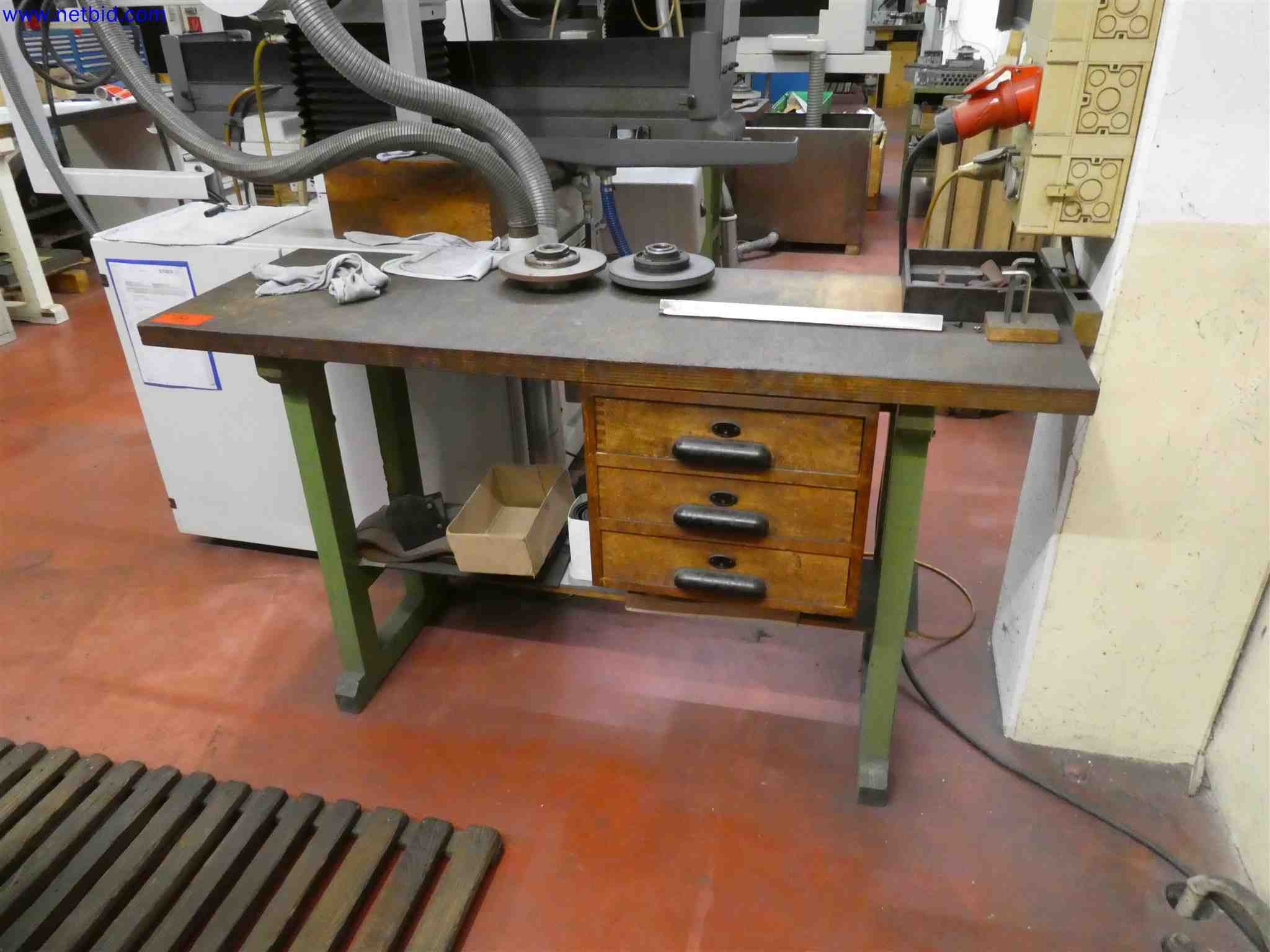 Machines for the production of precise metal components using CNC turning and CNC milling-7