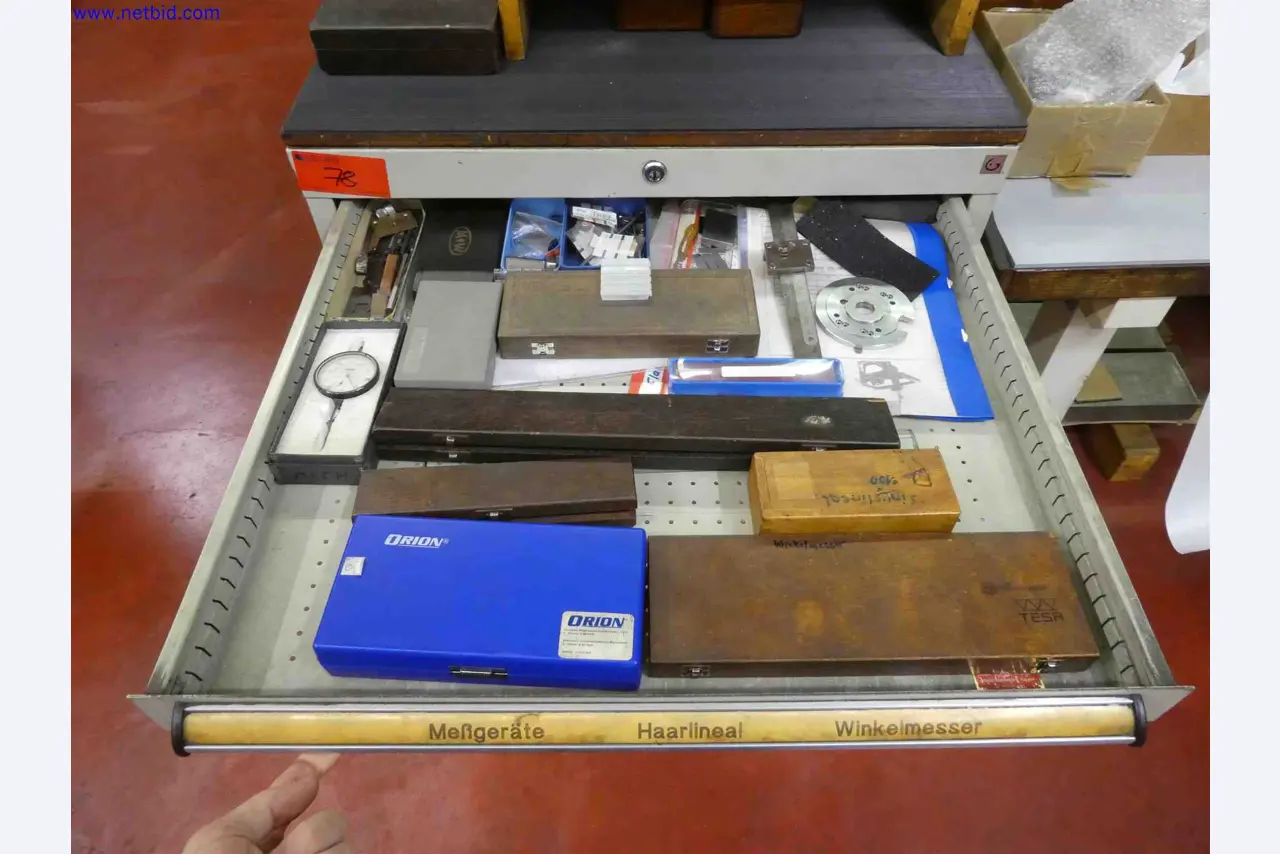 Machines for the production of precise metal components using CNC turning and CNC milling-9