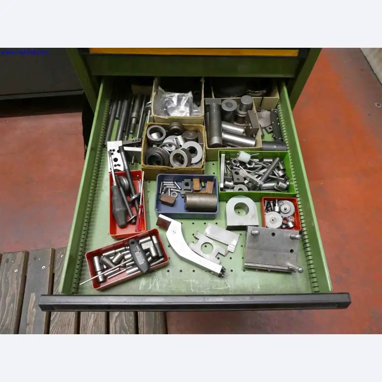 Machines for the production of precise metal components using CNC turning and CNC milling-10