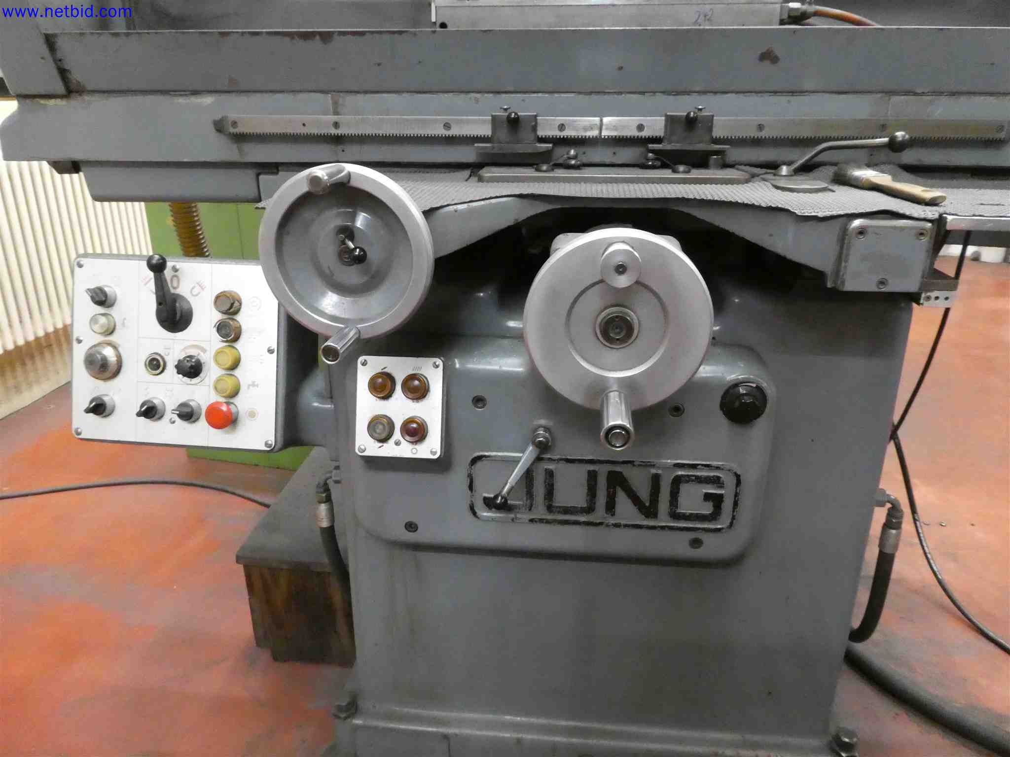 Machines for the production of precise metal components using CNC turning and CNC milling-3