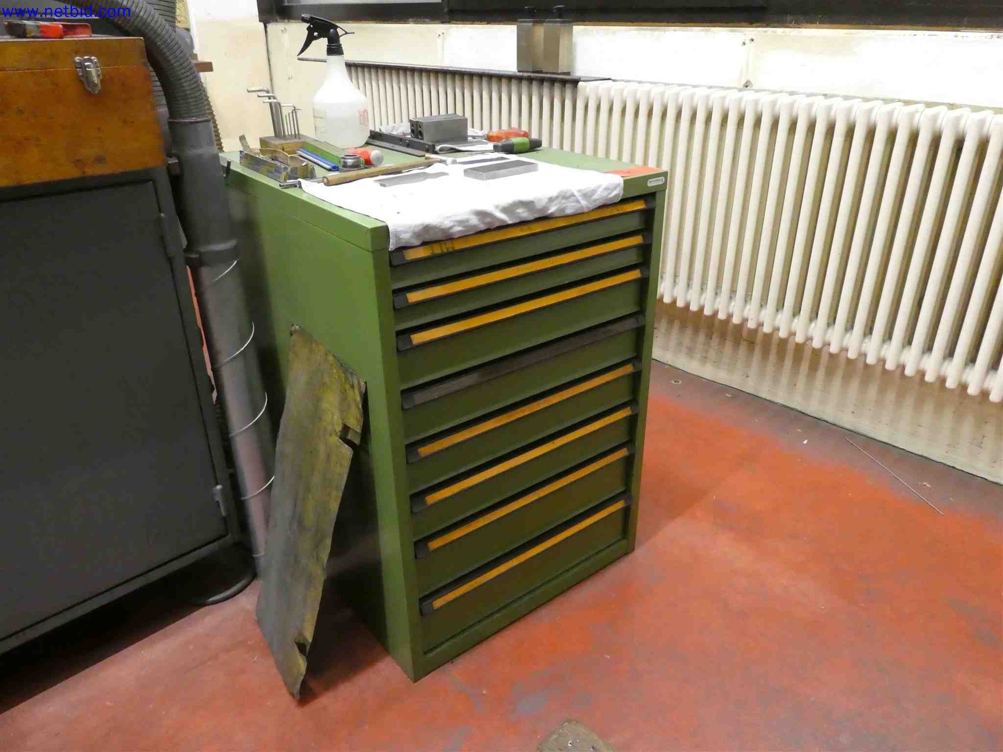 Machines for the production of precise metal components using CNC turning and CNC milling-9