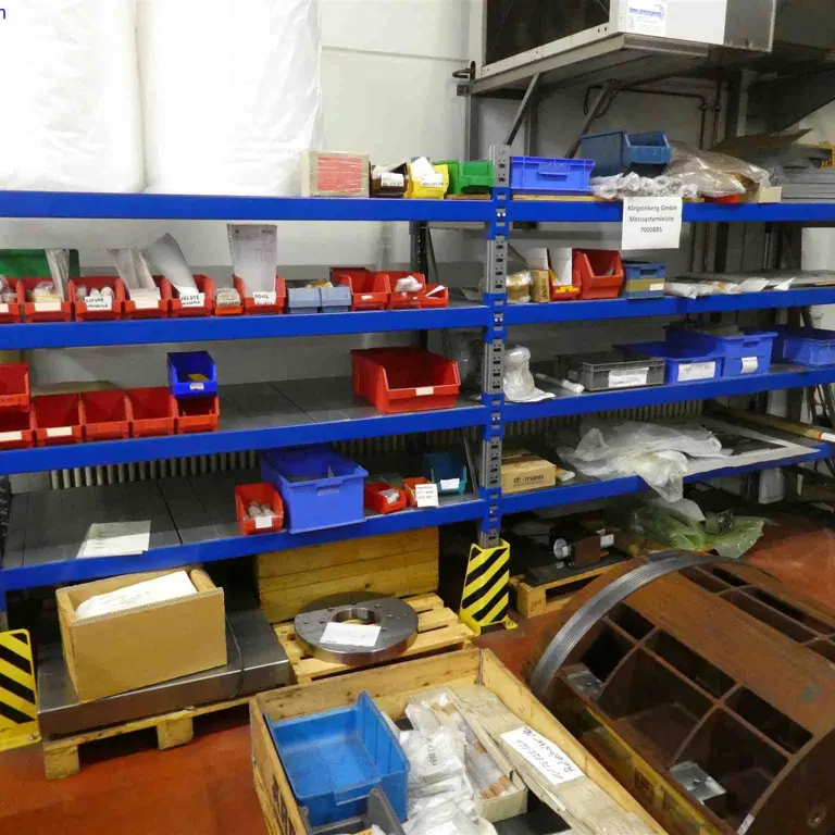 Heavy duty storage rack