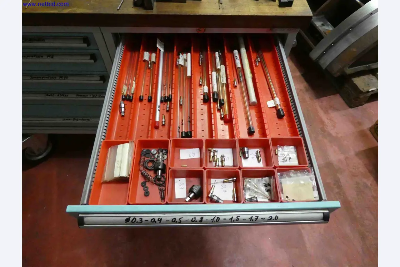 Machines for the production of precise metal components using CNC turning and CNC milling-11