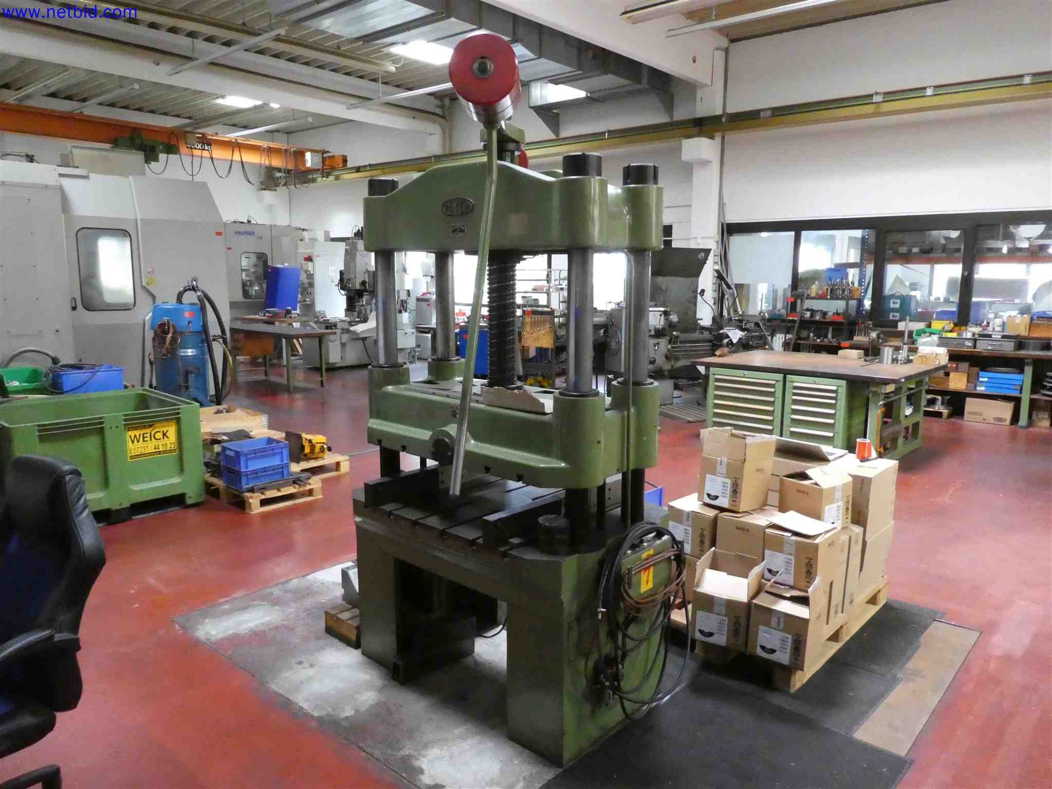 Machines for the production of precise metal components using CNC turning and CNC milling-1