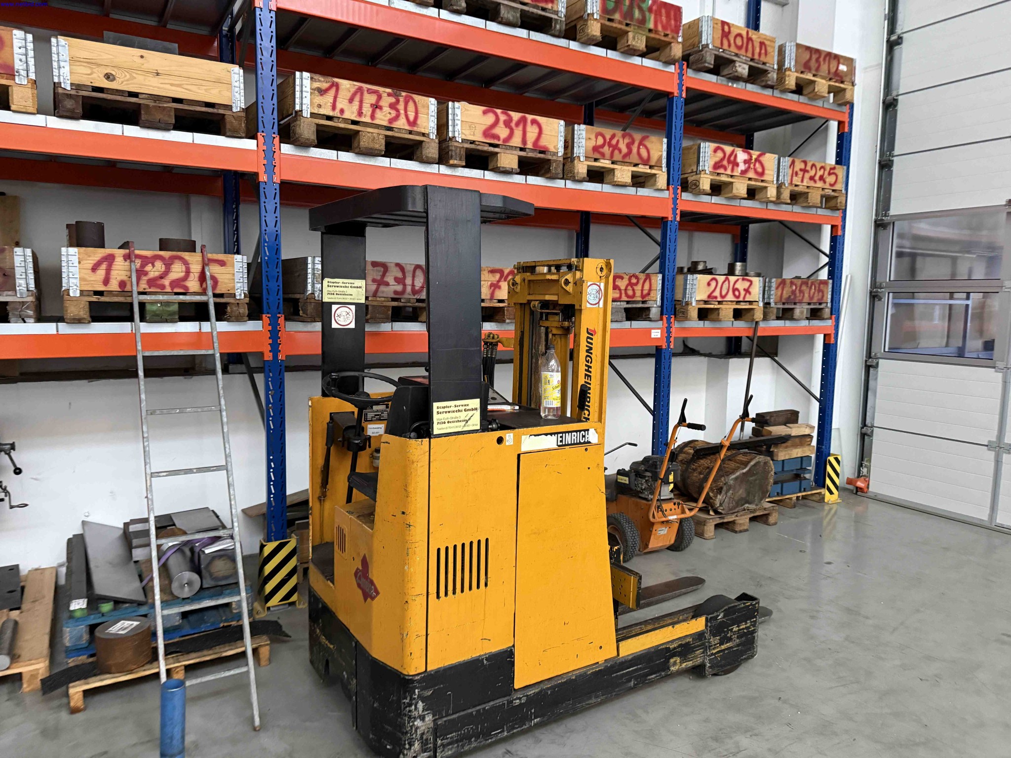 Machines for the production of precise metal components using CNC turning and CNC milling-1