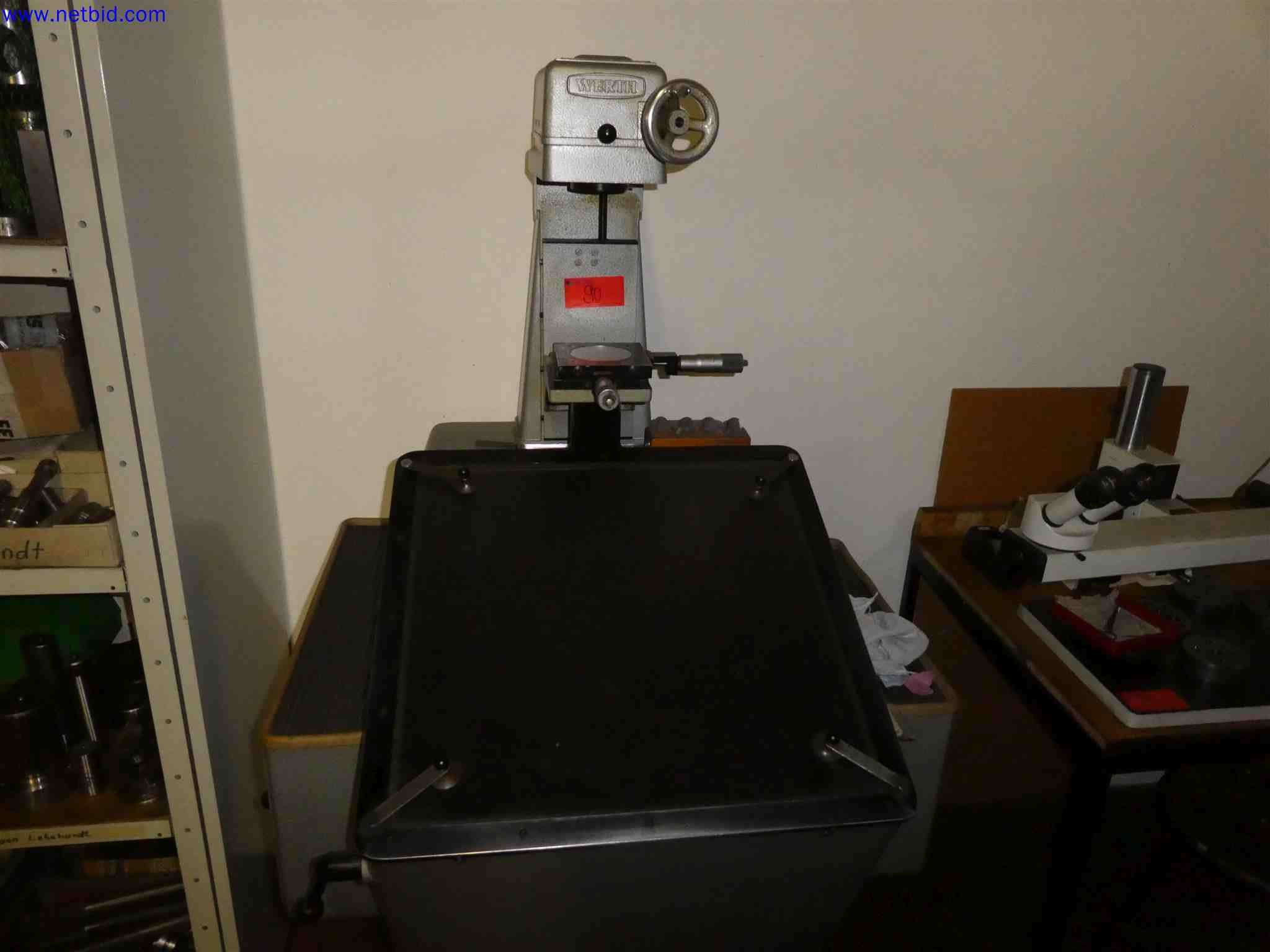 Machines for the production of precise metal components using CNC turning and CNC milling-2