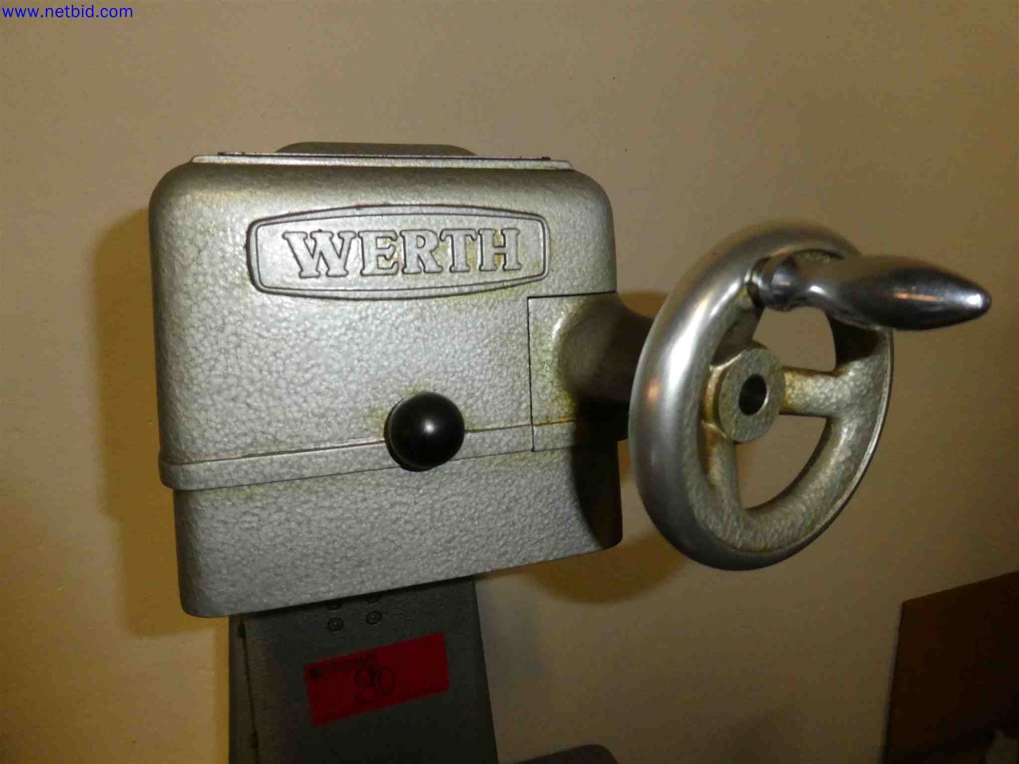 Machines for the production of precise metal components using CNC turning and CNC milling-3