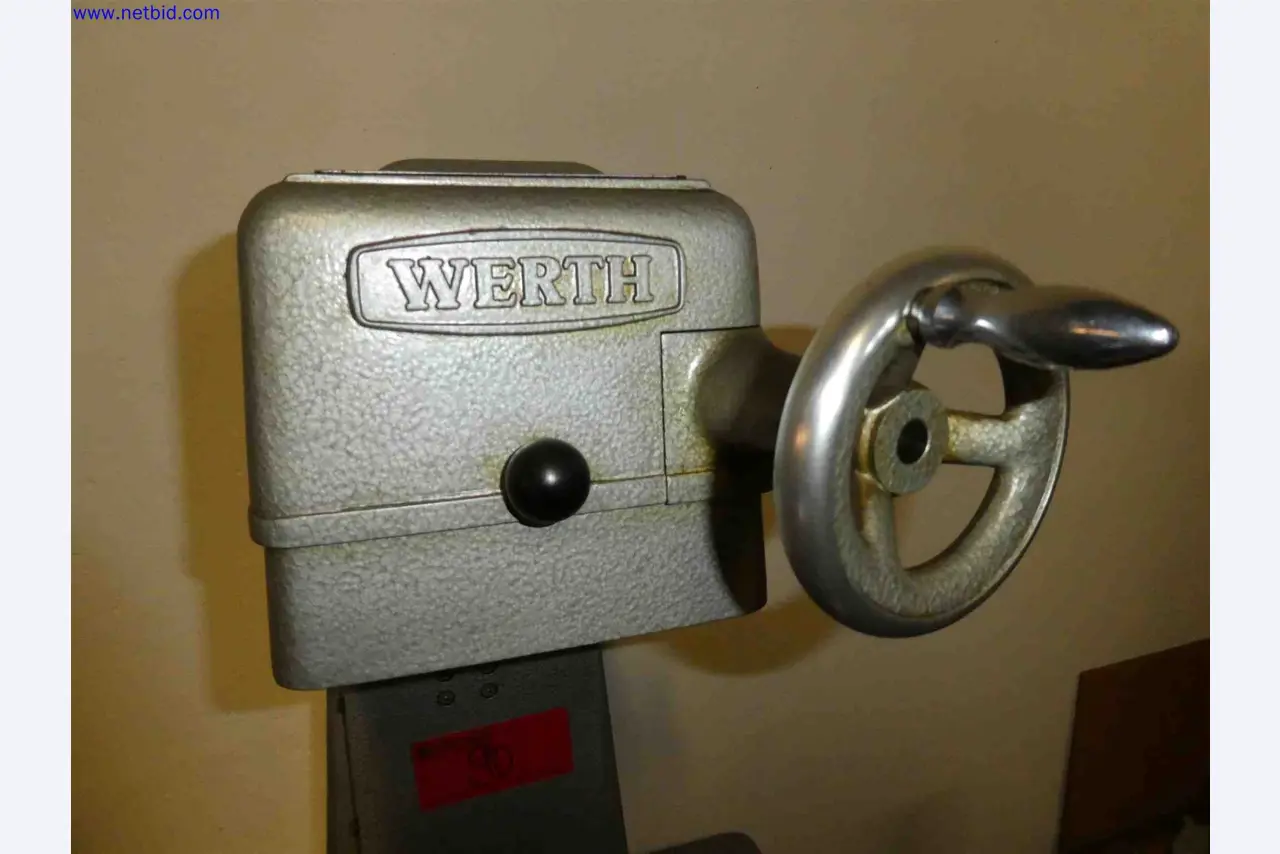 Machines for the production of precise metal components using CNC turning and CNC milling-3