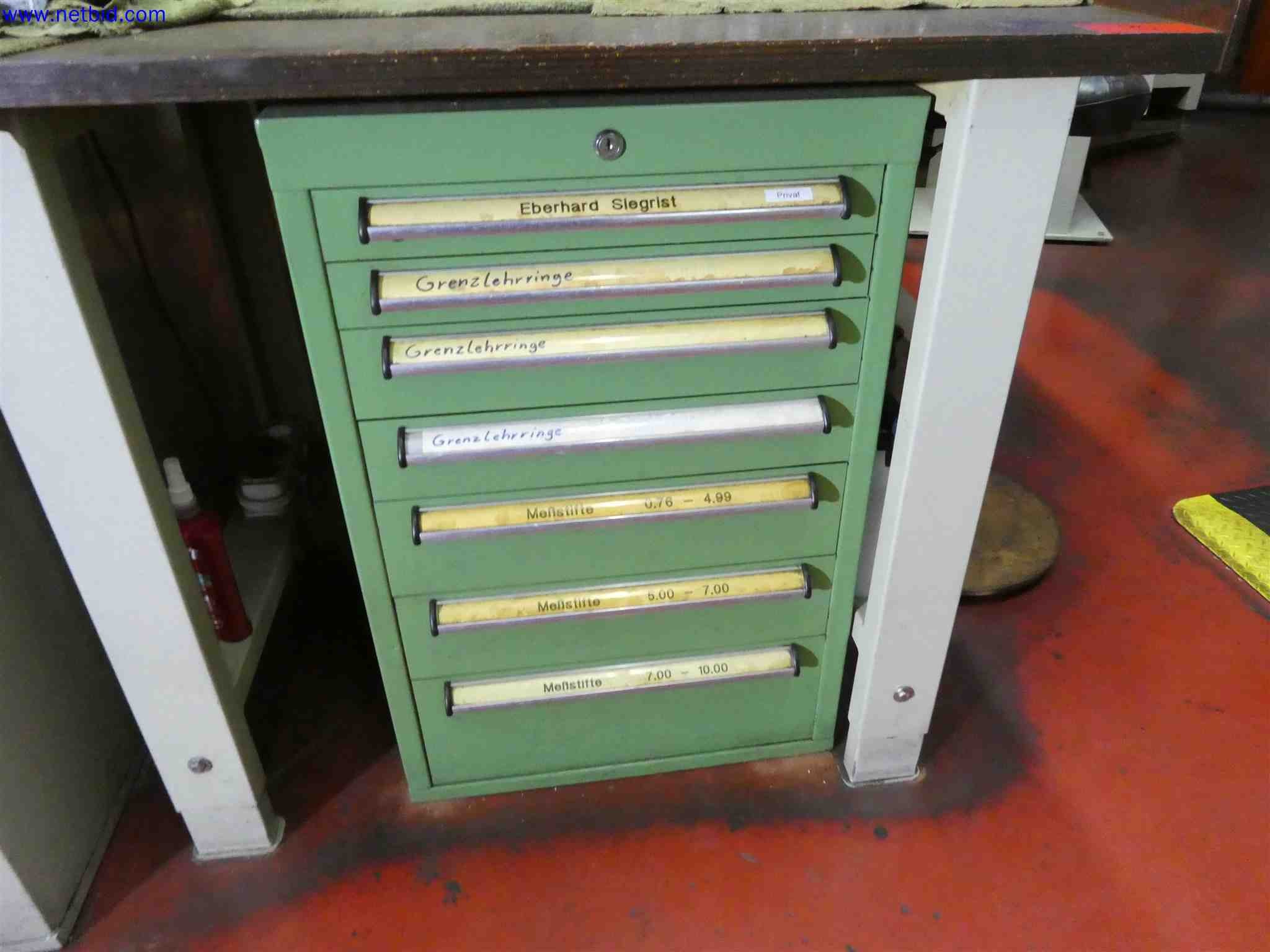 Machines for the production of precise metal components using CNC turning and CNC milling-14