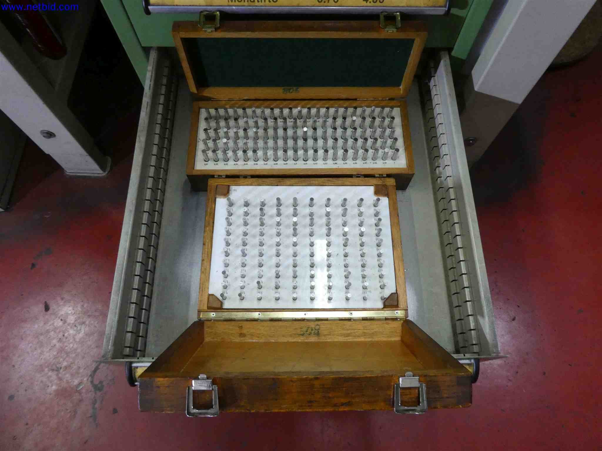 Machines for the production of precise metal components using CNC turning and CNC milling-20