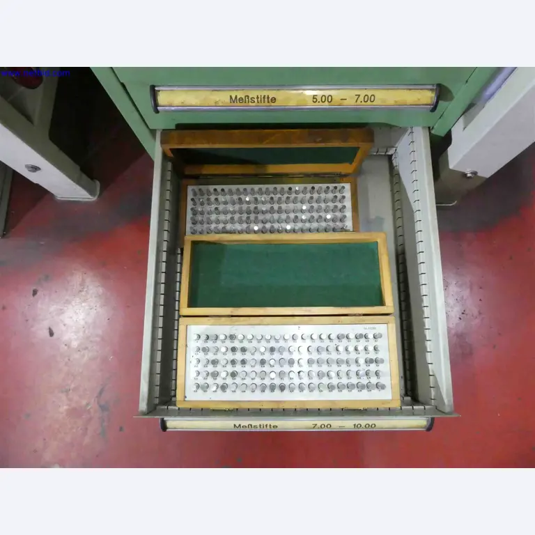 Machines for the production of precise metal components using CNC turning and CNC milling-21