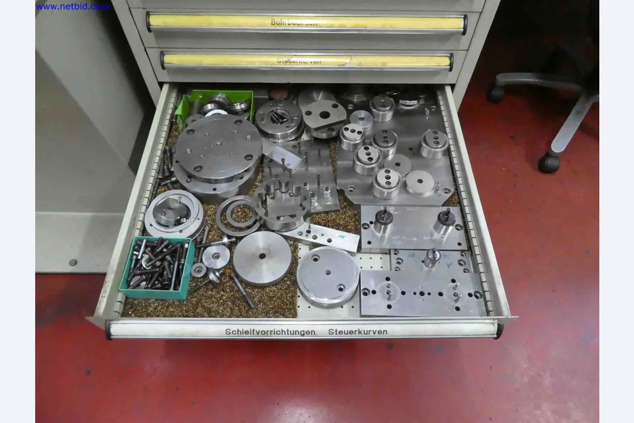 Machines for the production of precise metal components using CNC turning and CNC milling-29