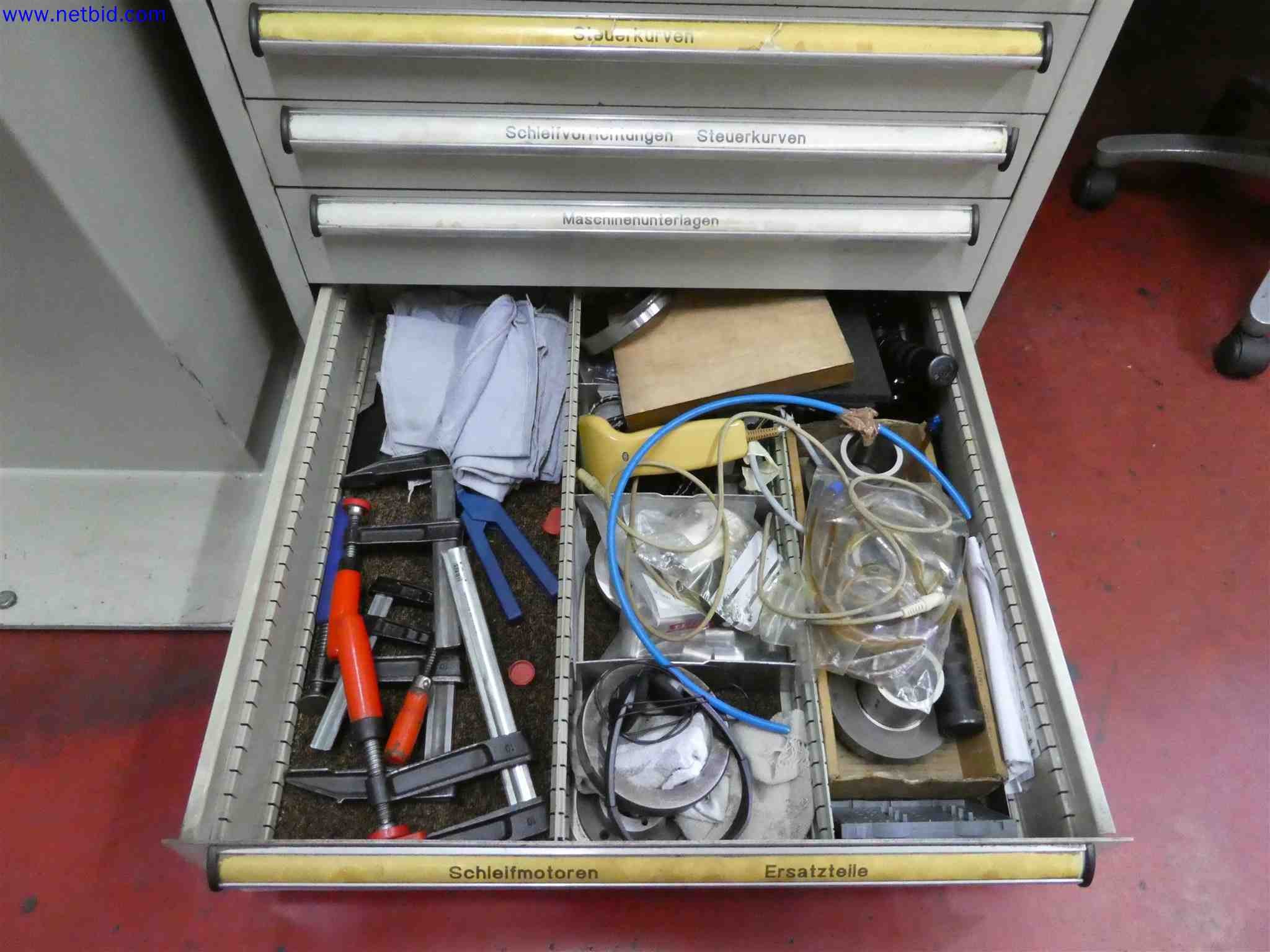 Machines for the production of precise metal components using CNC turning and CNC milling-30