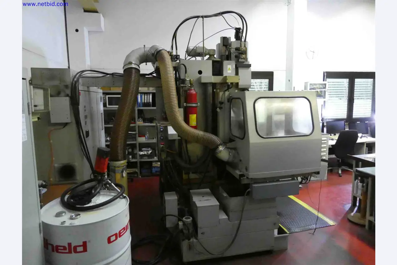 Machines for the production of precise metal components using CNC turning and CNC milling-3