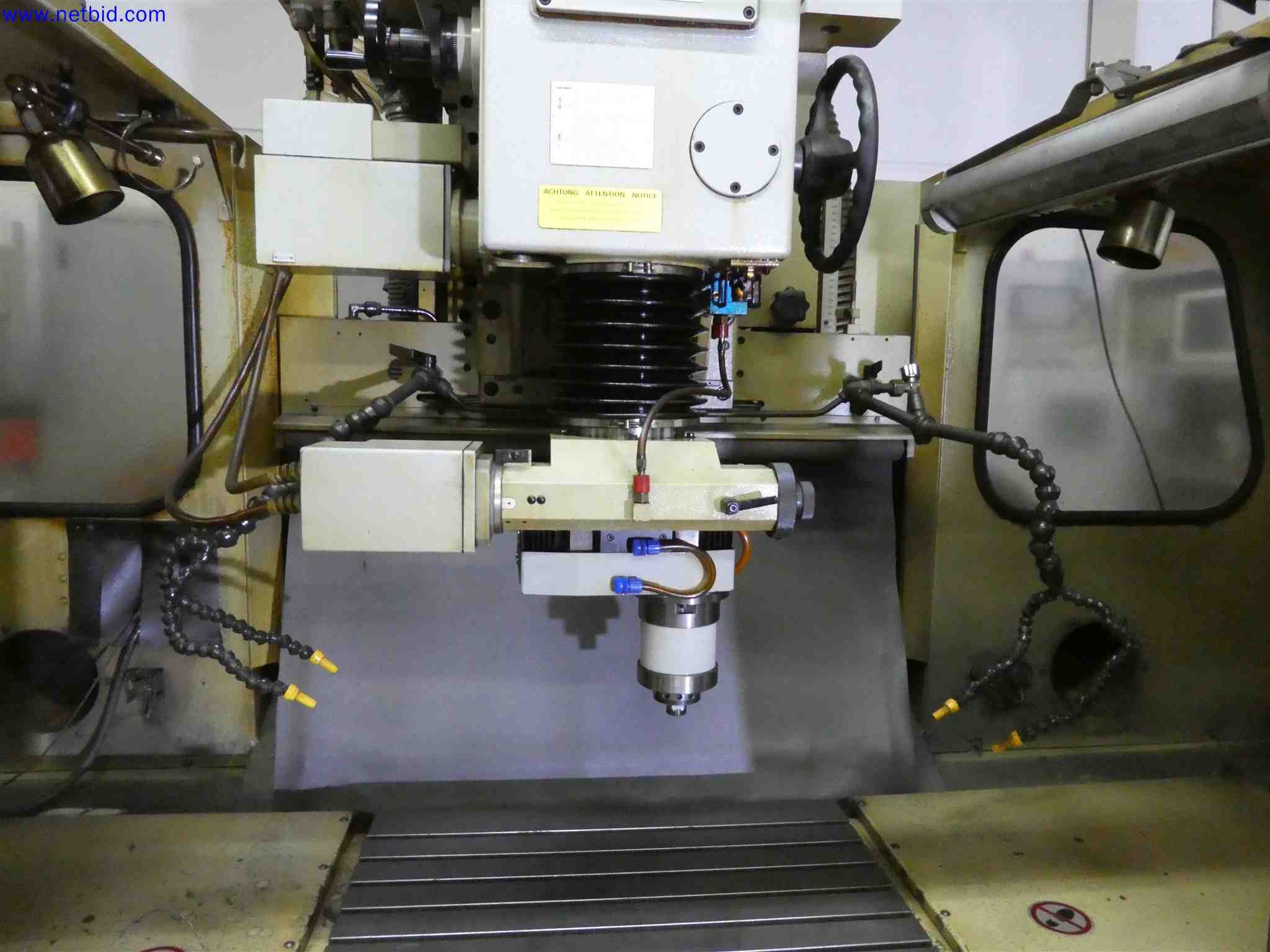 Machines for the production of precise metal components using CNC turning and CNC milling-4