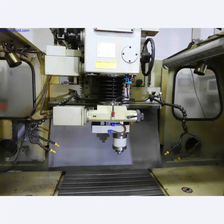 Machines for the production of precise metal components using CNC turning and CNC milling-4