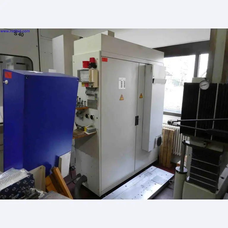 Machines for the production of precise metal components using CNC turning and CNC milling-12