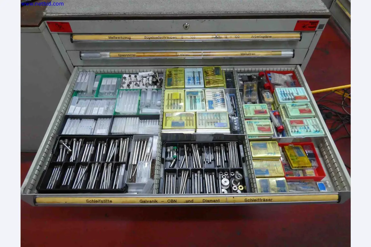 Machines for the production of precise metal components using CNC turning and CNC milling-16