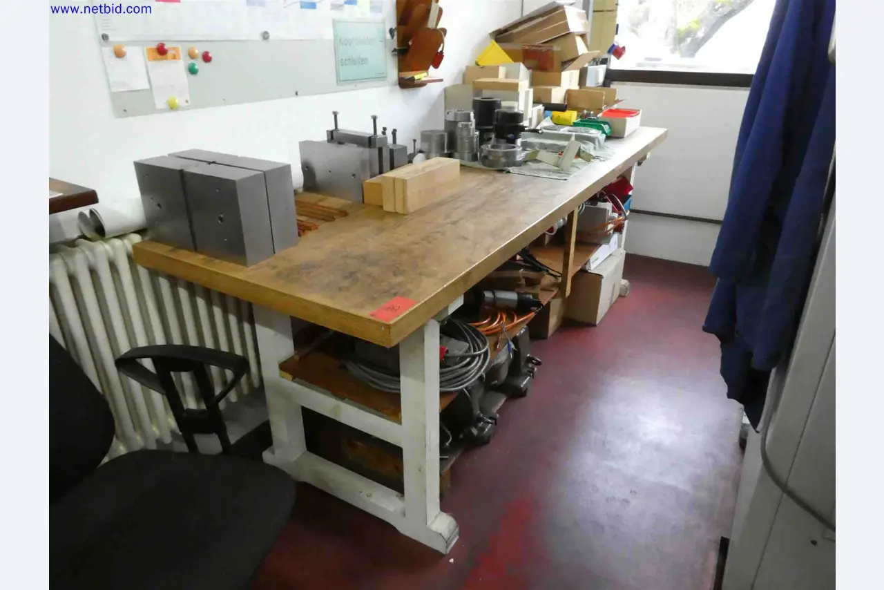 Machines for the production of precise metal components using CNC turning and CNC milling-22