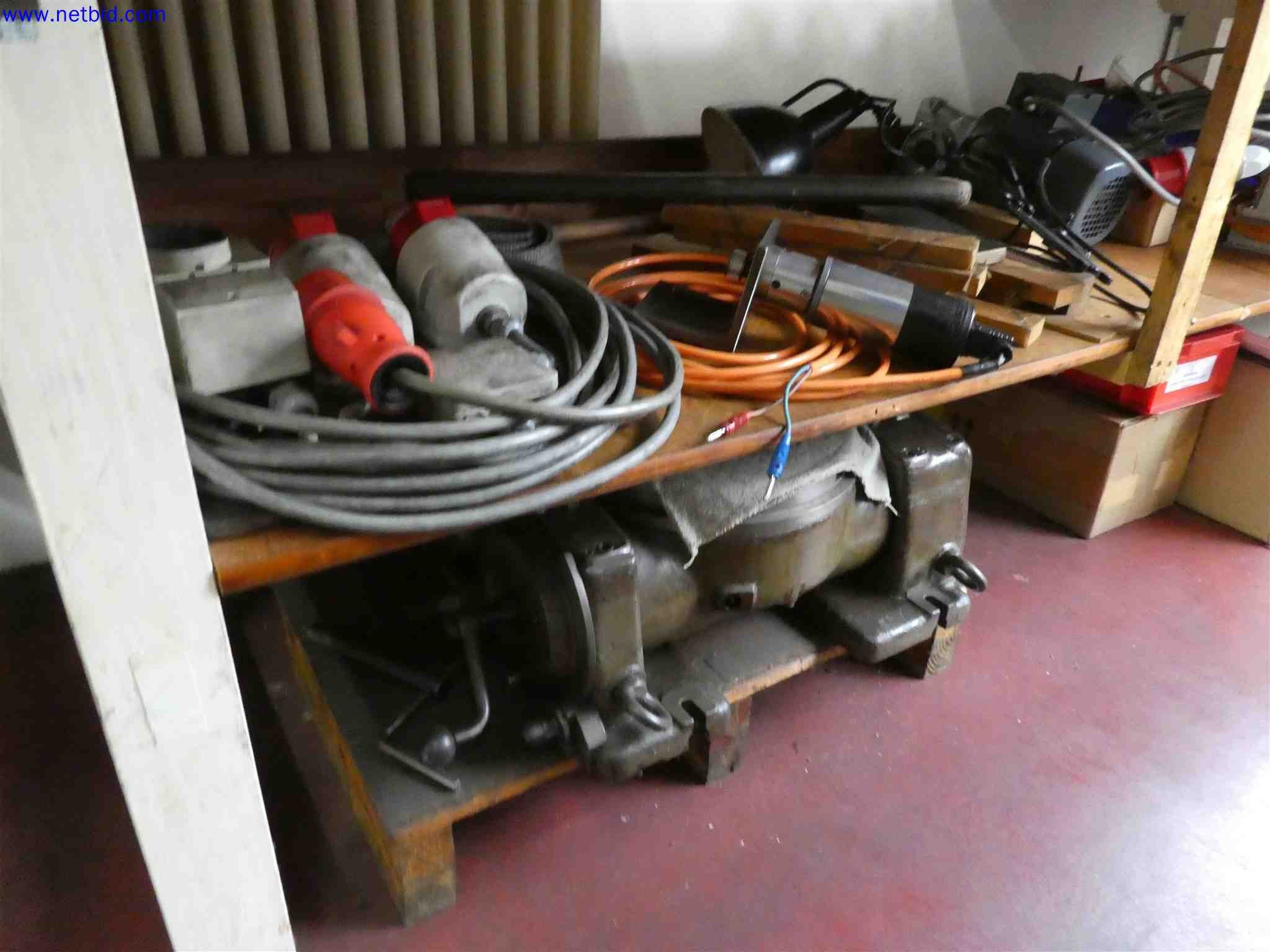 Machines for the production of precise metal components using CNC turning and CNC milling-23