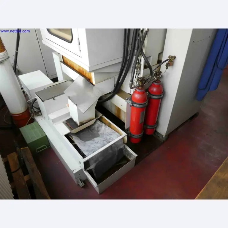 Machines for the production of precise metal components using CNC turning and CNC milling-4