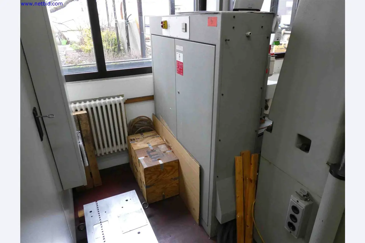 Machines for the production of precise metal components using CNC turning and CNC milling-11