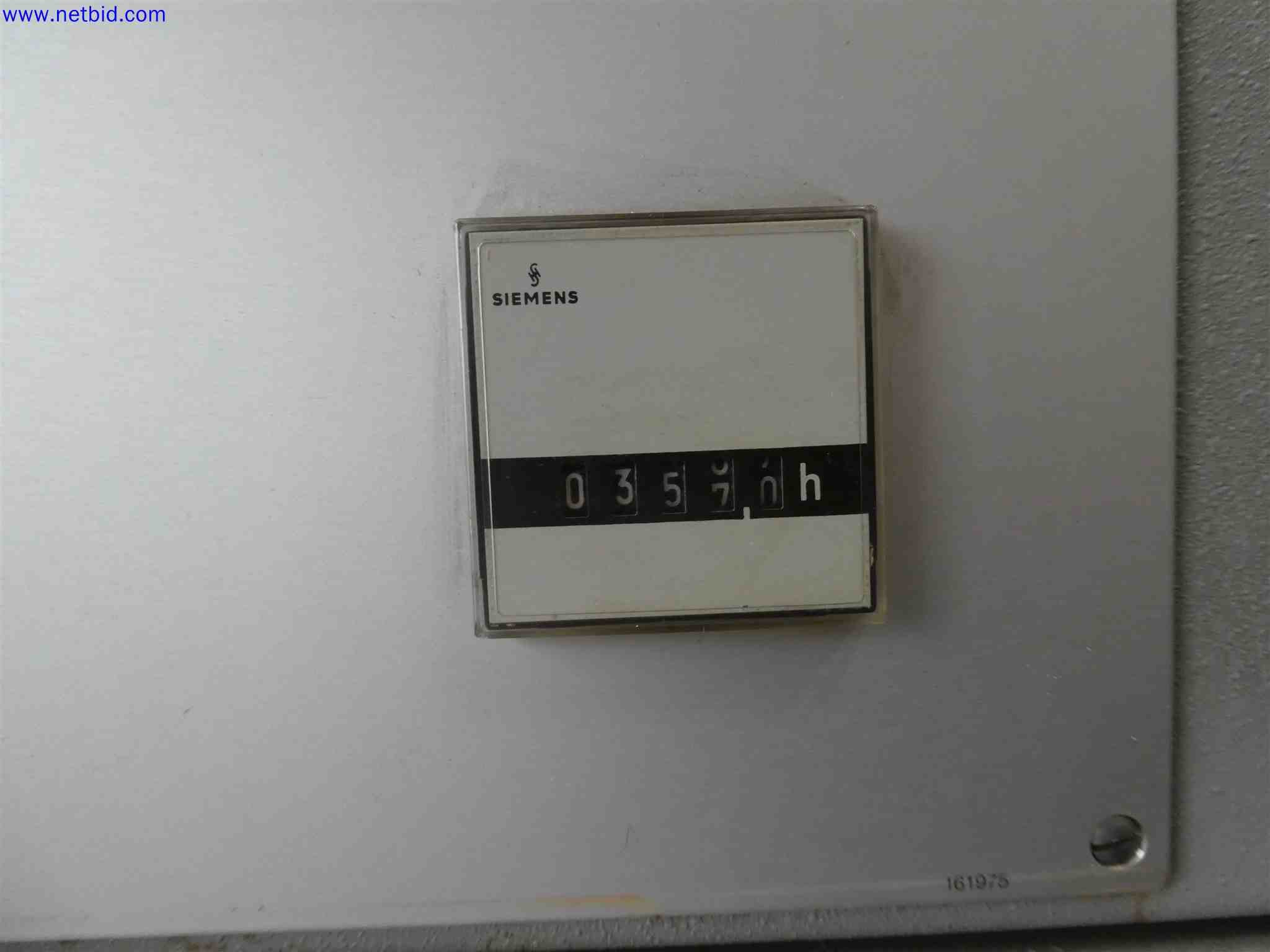 Machines for the production of precise metal components using CNC turning and CNC milling-12