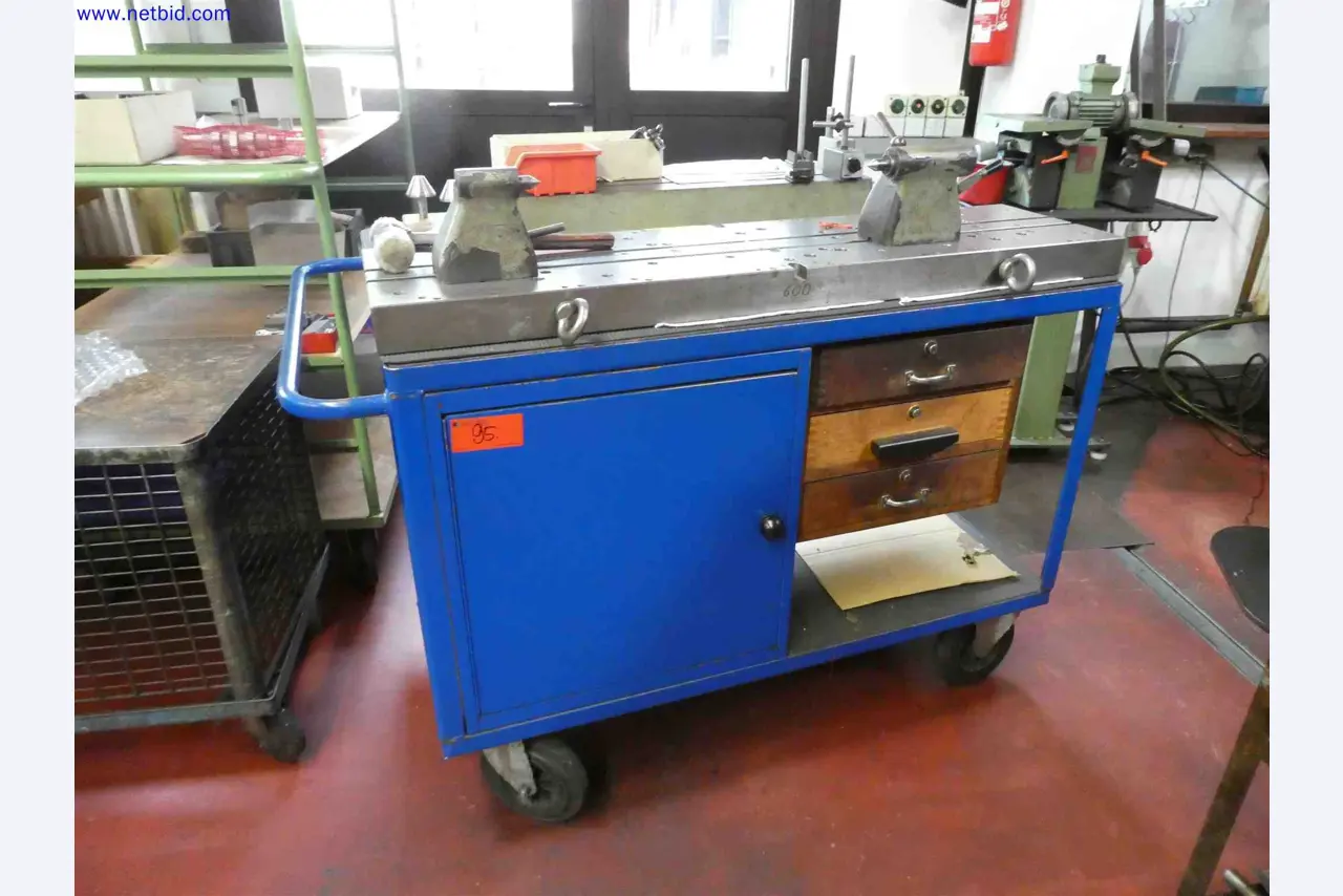 Machines for the production of precise metal components using CNC turning and CNC milling-1