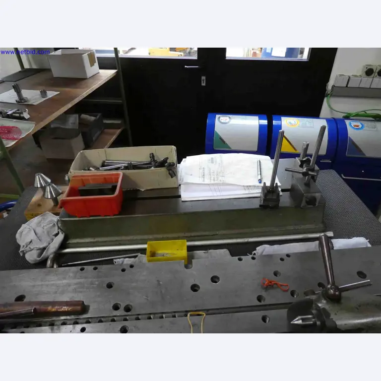 Machines for the production of precise metal components using CNC turning and CNC milling-3