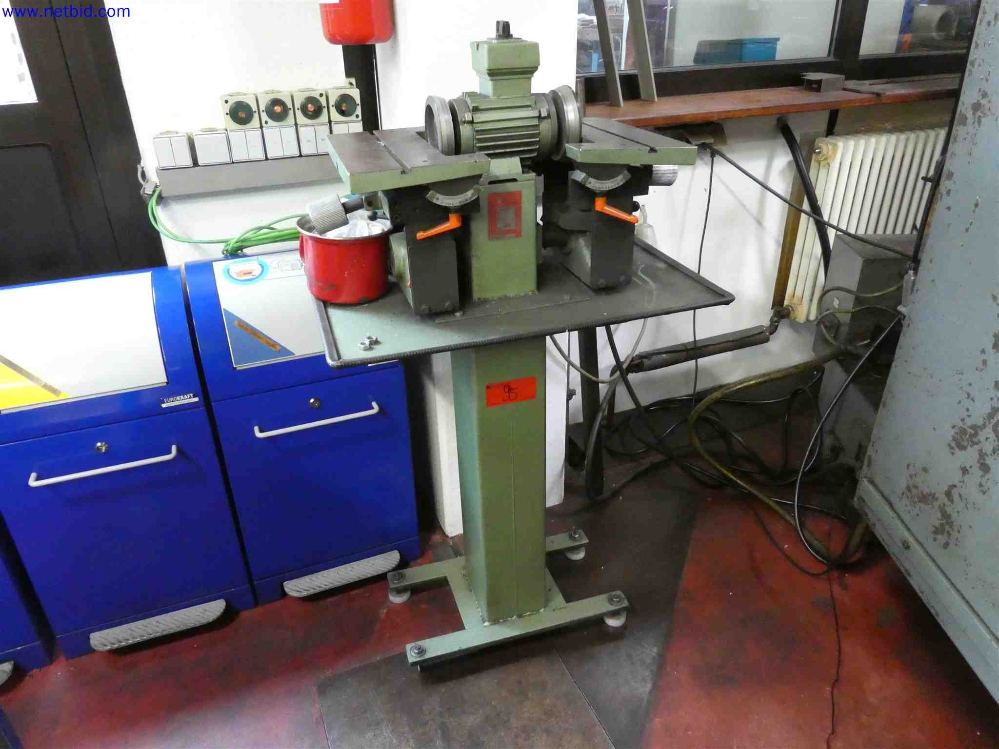 Machines for the production of precise metal components using CNC turning and CNC milling-4