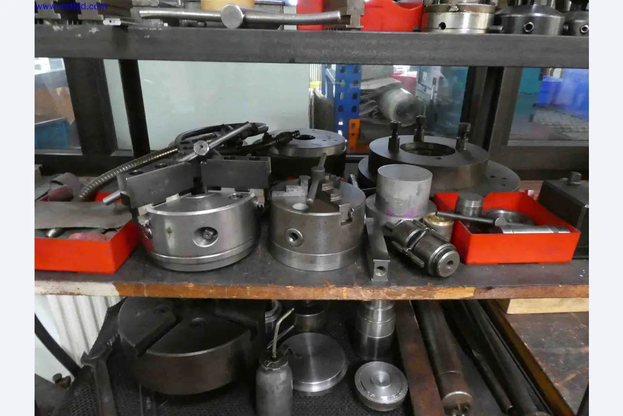 Machines for the production of precise metal components using CNC turning and CNC milling-11