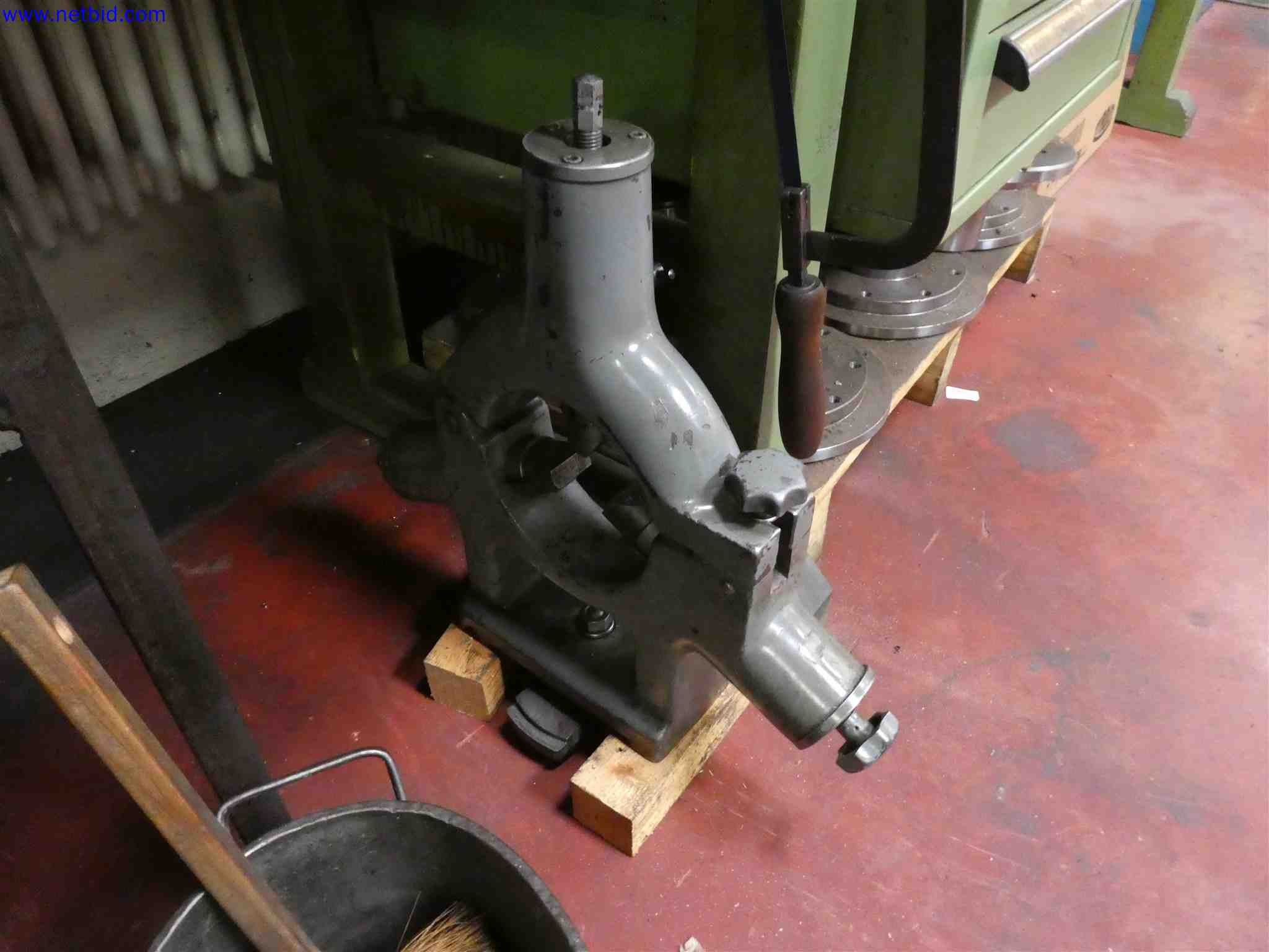 Machines for the production of precise metal components using CNC turning and CNC milling-14