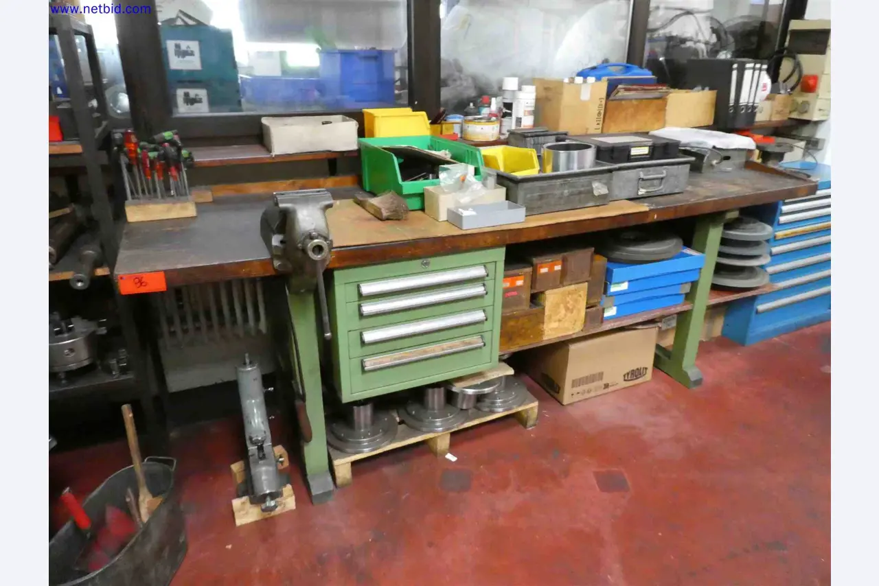 Machines for the production of precise metal components using CNC turning and CNC milling-15