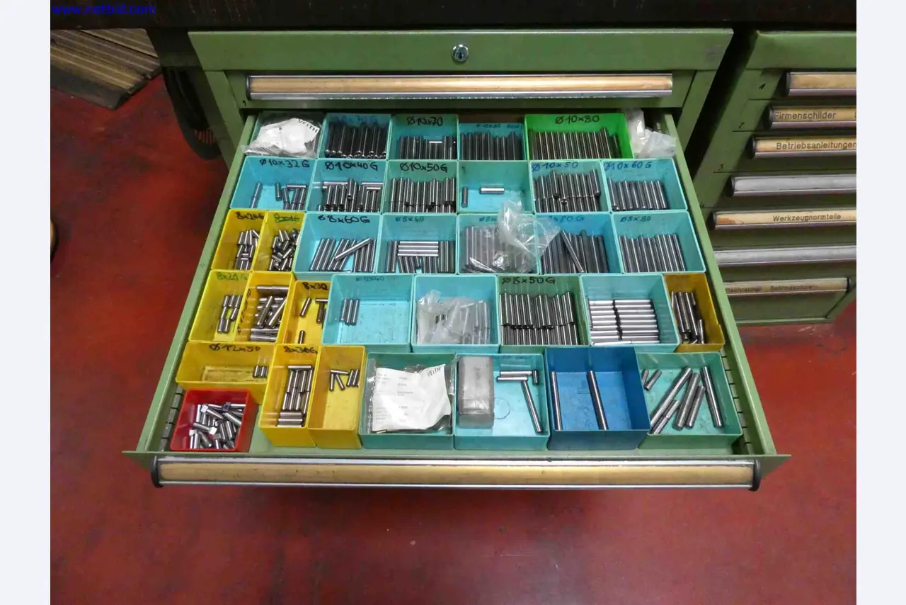 Machines for the production of precise metal components using CNC turning and CNC milling-19