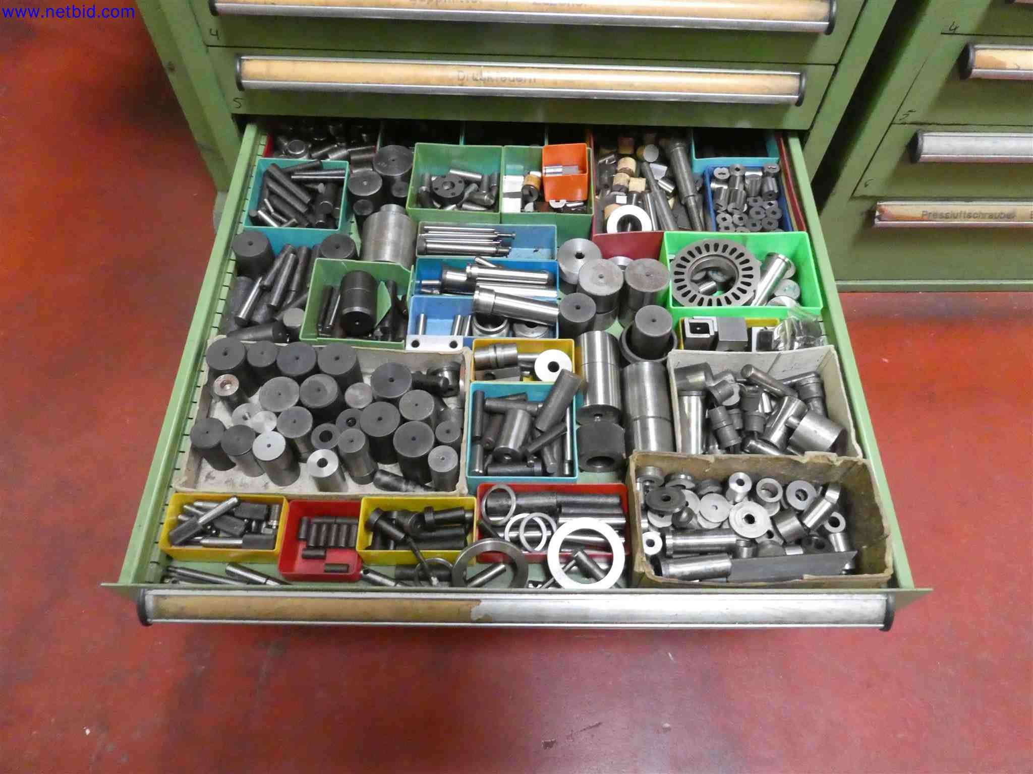 Machines for the production of precise metal components using CNC turning and CNC milling-22