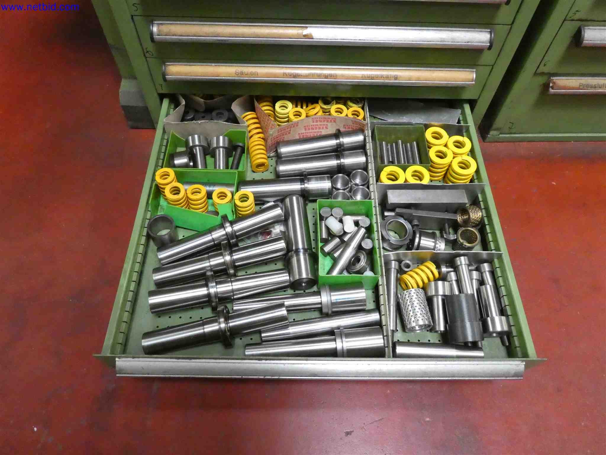 Machines for the production of precise metal components using CNC turning and CNC milling-24