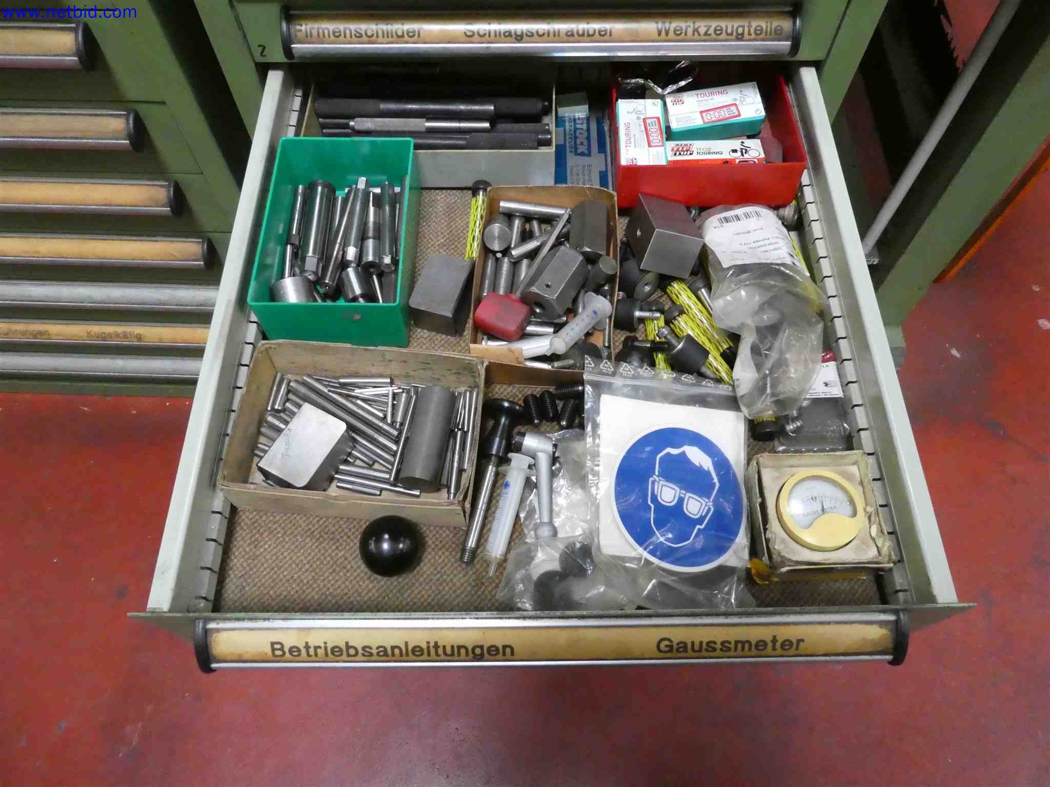 Machines for the production of precise metal components using CNC turning and CNC milling-26