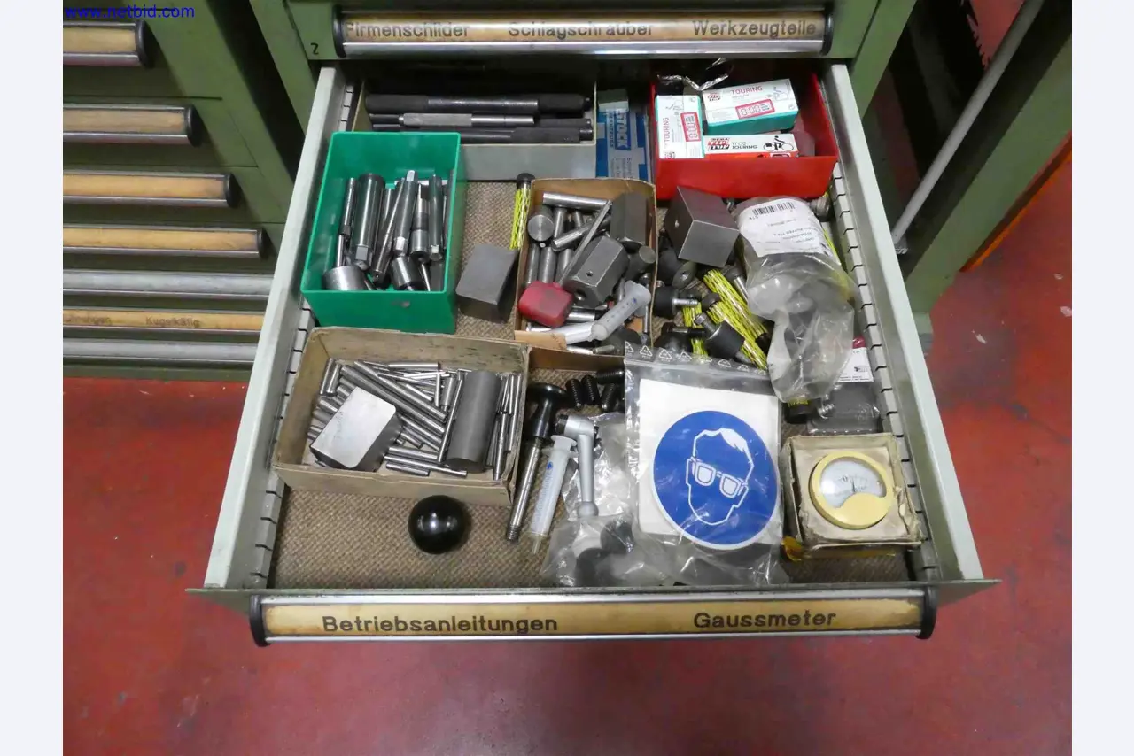 Machines for the production of precise metal components using CNC turning and CNC milling-26