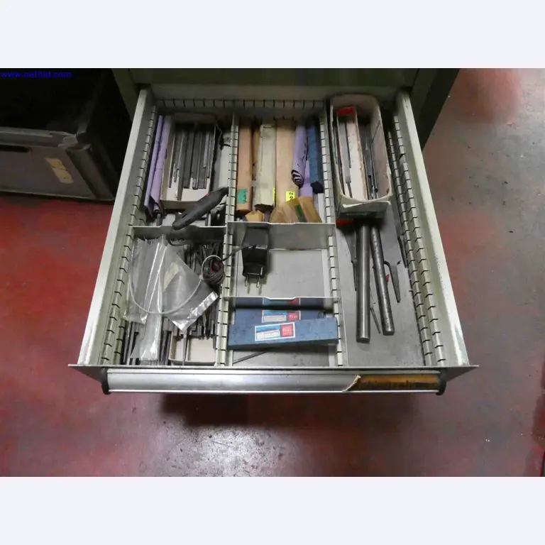 Machines for the production of precise metal components using CNC turning and CNC milling-31