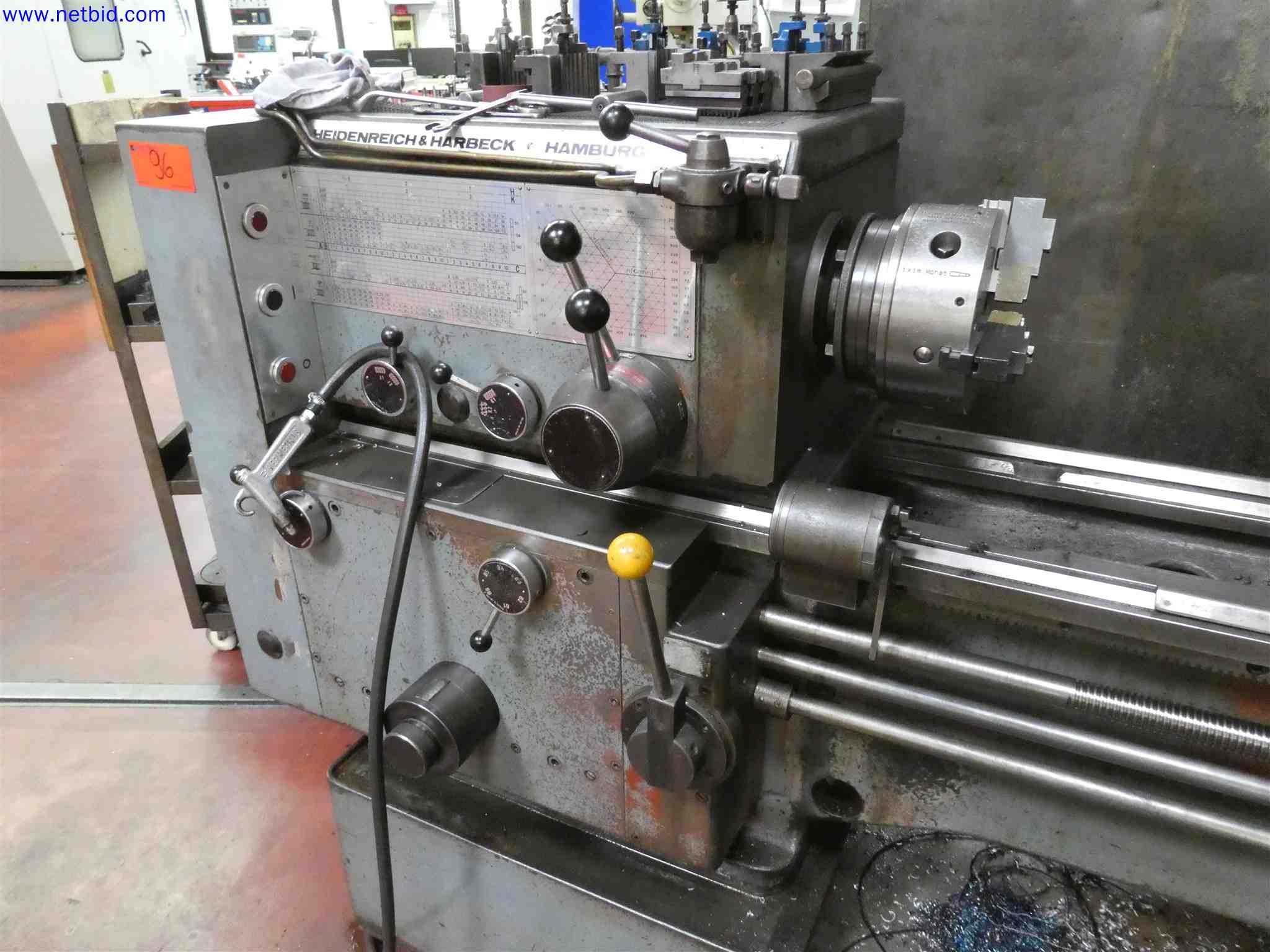 Machines for the production of precise metal components using CNC turning and CNC milling-3