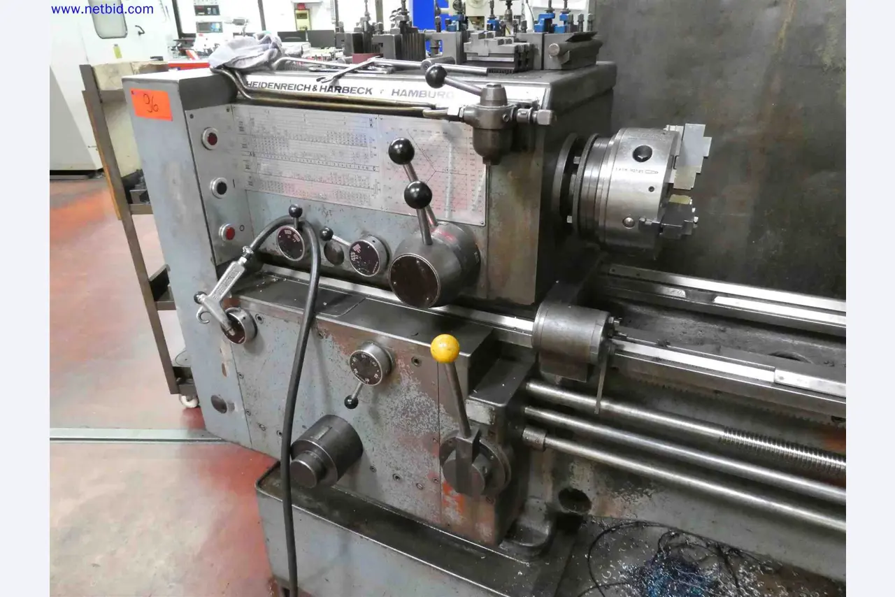 Machines for the production of precise metal components using CNC turning and CNC milling-3