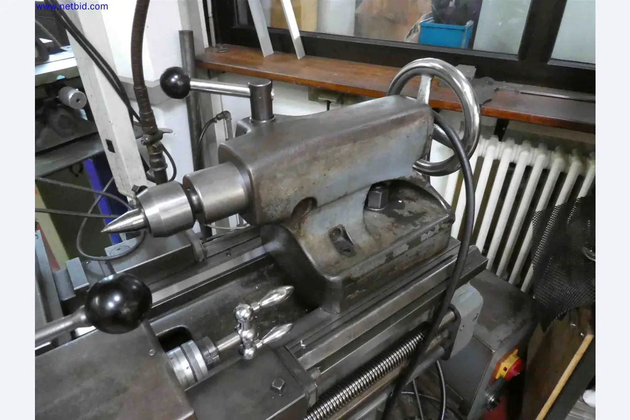 Machines for the production of precise metal components using CNC turning and CNC milling-7