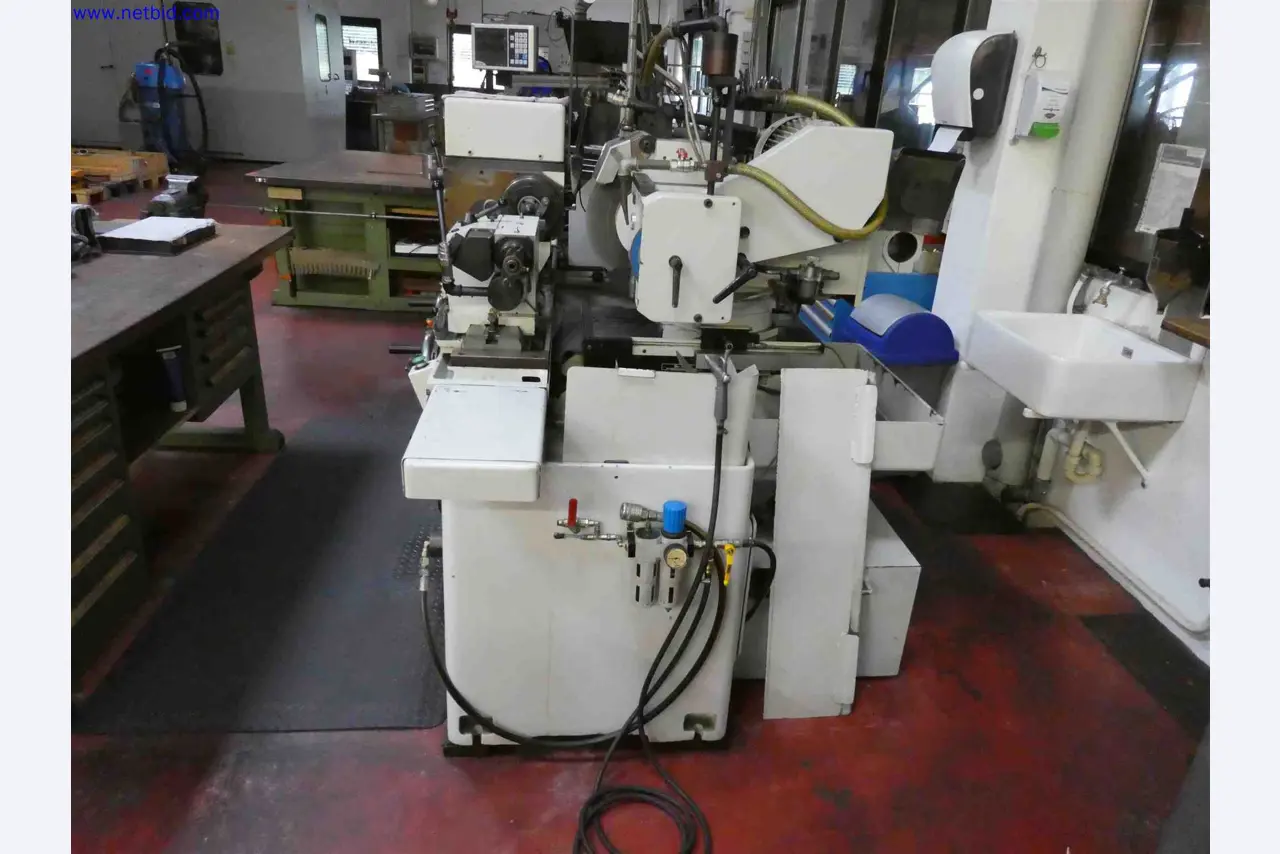 Machines for the production of precise metal components using CNC turning and CNC milling-10