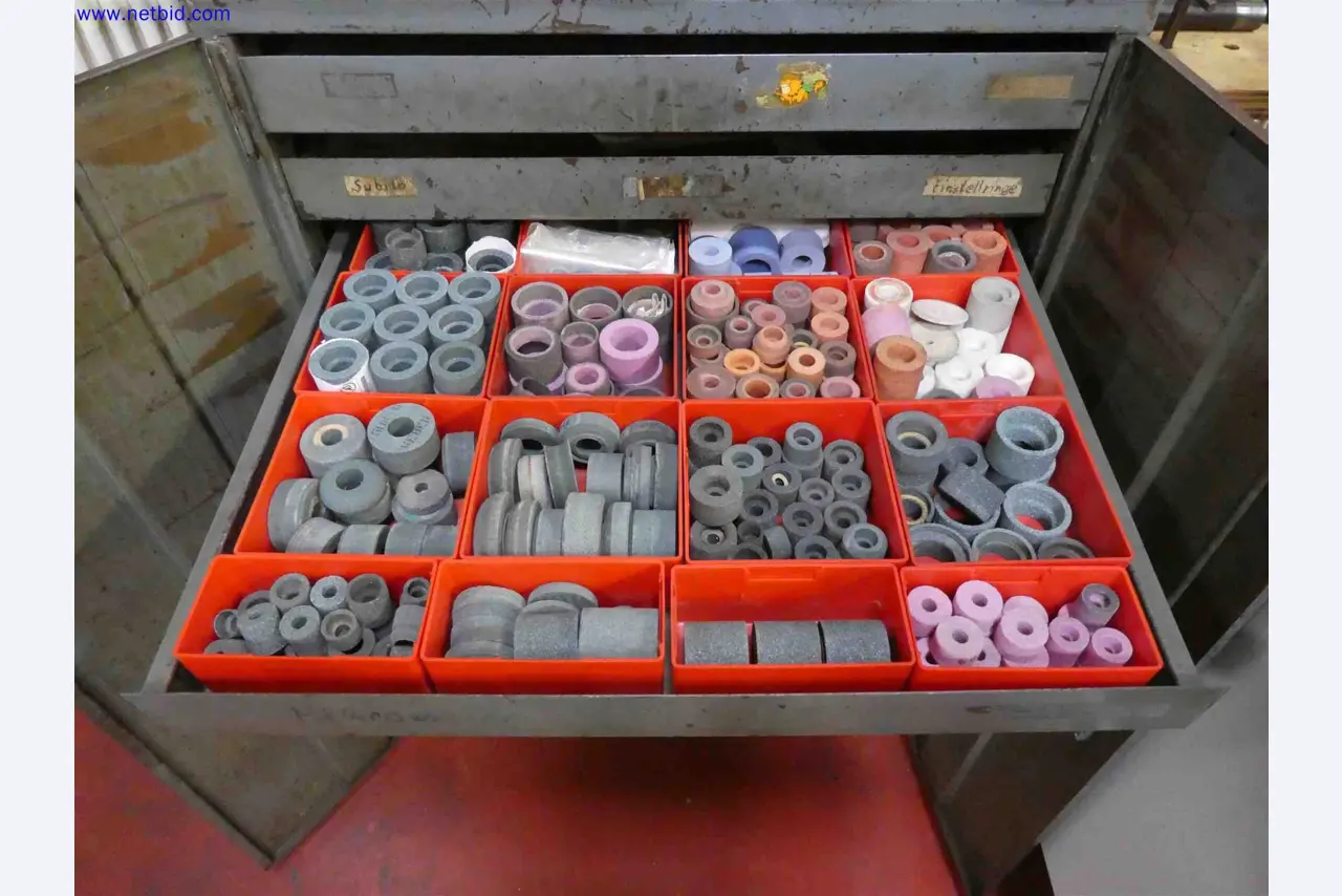 Machines for the production of precise metal components using CNC turning and CNC milling-14